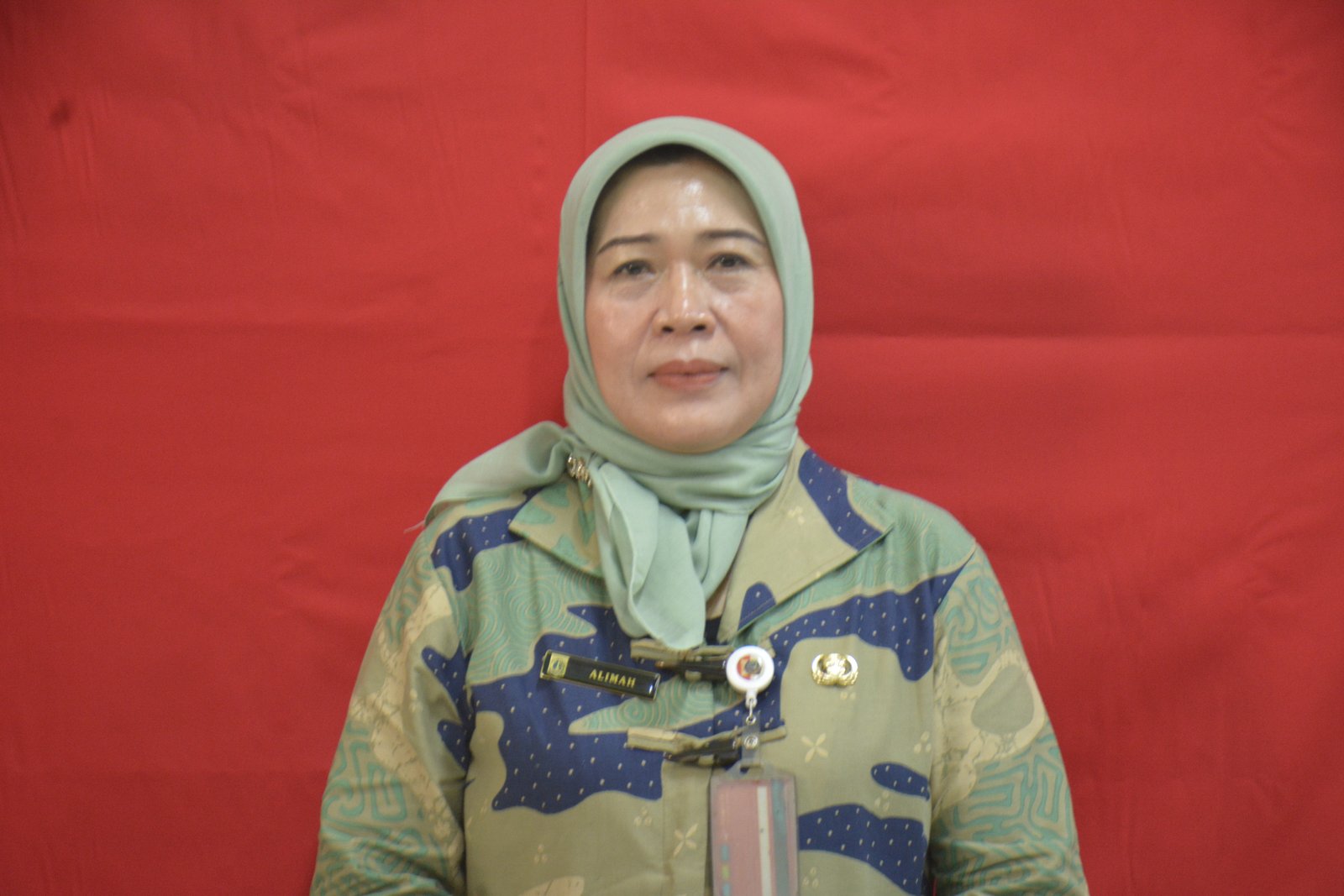 IBU ALIMAH - GURU FISIKA